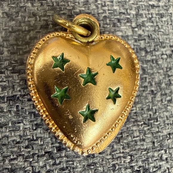 Vintage 1930s Gold Heart Locket Green Stars Religious Mary Charm pendant - Picture 2 of 13